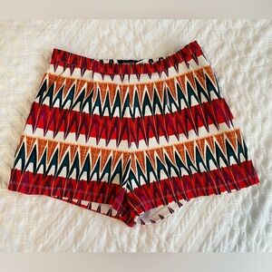 Tahari patterned shorts, size S